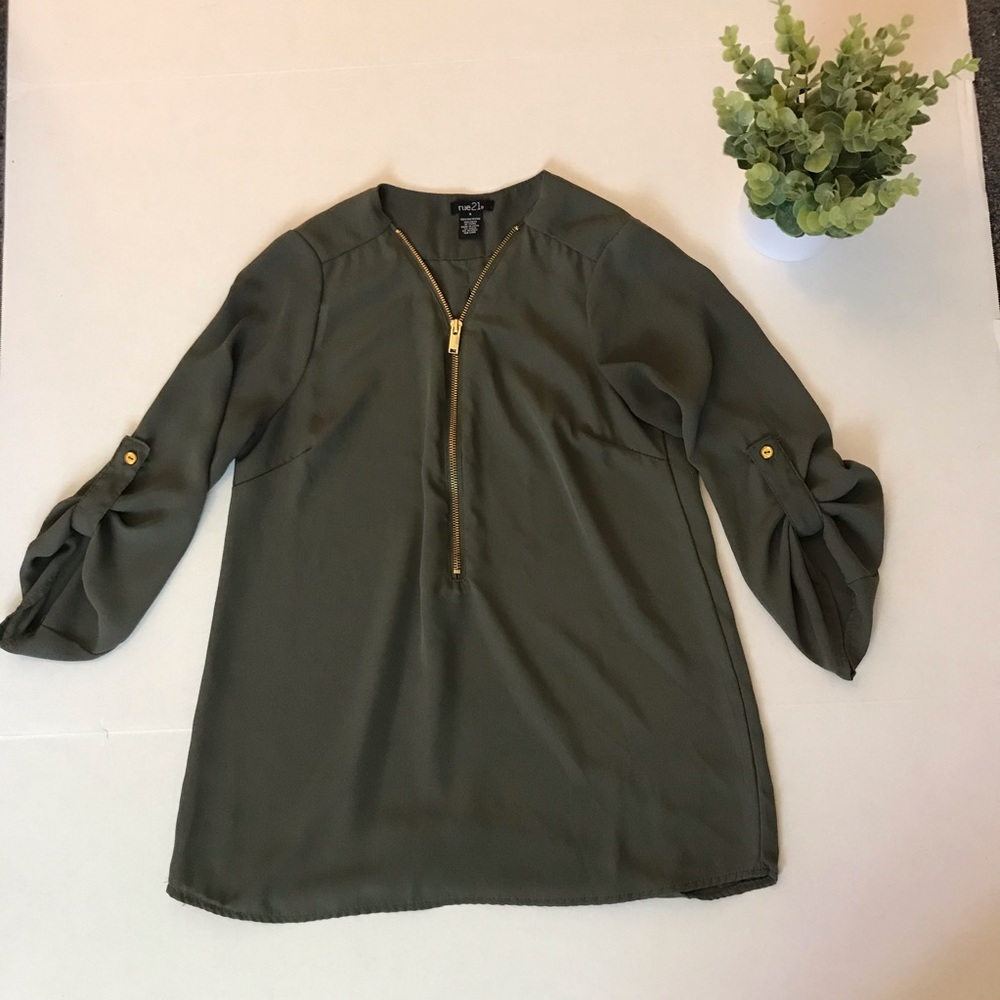 Rue21 Army Green Blouse with Quarter Sleeve